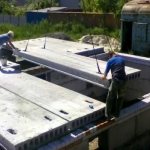 Laying floor slabs on expanded clay concrete blocks